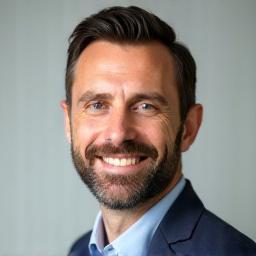 Headshot of Mr. Ben Carter, Senior IELTS Trainer.